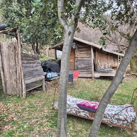 En Cevennes مكان تخييم *